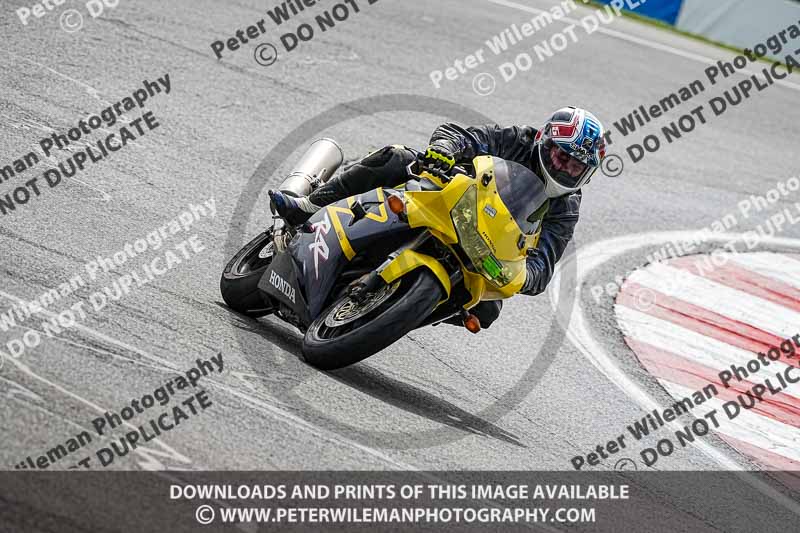 donington no limits trackday;donington park photographs;donington trackday photographs;no limits trackdays;peter wileman photography;trackday digital images;trackday photos